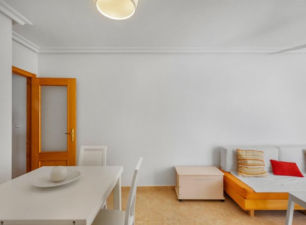 Reventa - Apartamento / Piso - Torrevieja