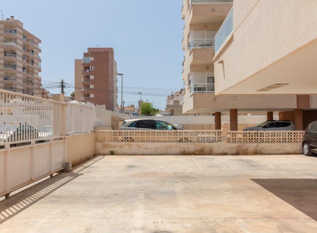 Reventa - Apartamento / Piso - Torrevieja