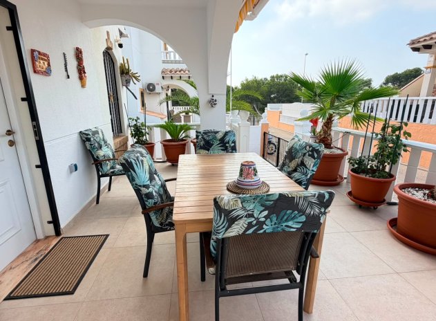 Herverkoop - Villa - Lomas de Cabo Roig - Orihuela Costa