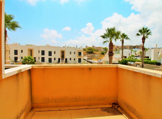Reventa - Casa adosada - Villamartin - Villamartín