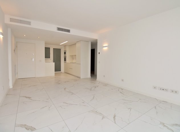Resale - Apartment / Flat * - Punta Prima *