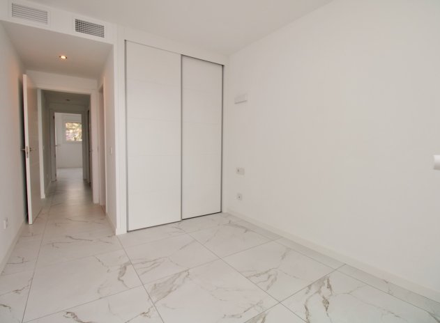 Resale - Apartment / Flat * - Punta Prima *