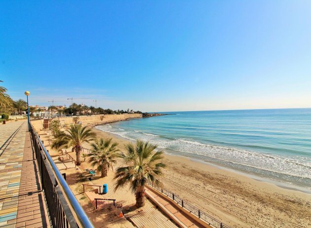 Resale - Apartment / Flat * - Punta Prima *