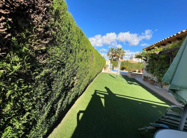 Herverkoop - Villa - Orihuela - Cabo Roig