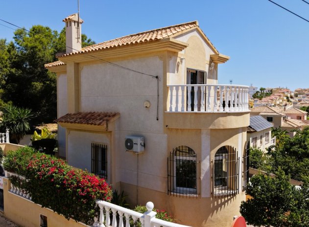 Resale - Villa * - Villamartin * - Villamartín * 