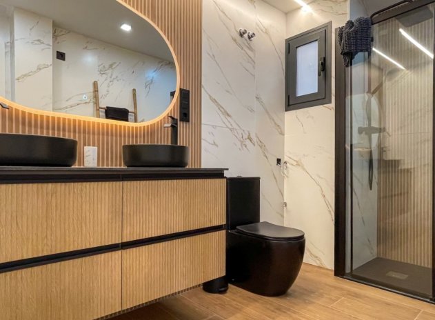 Herverkoop - Rijwoning - Torrevieja - Aguas Nuevas