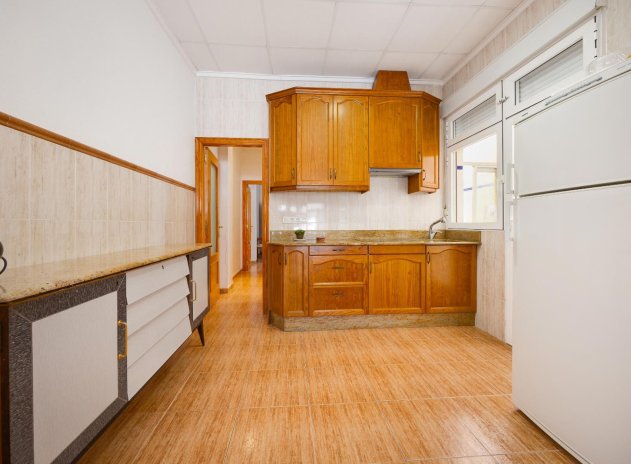 Herverkoop - Appartement - Torrevieja - Playa del Cura