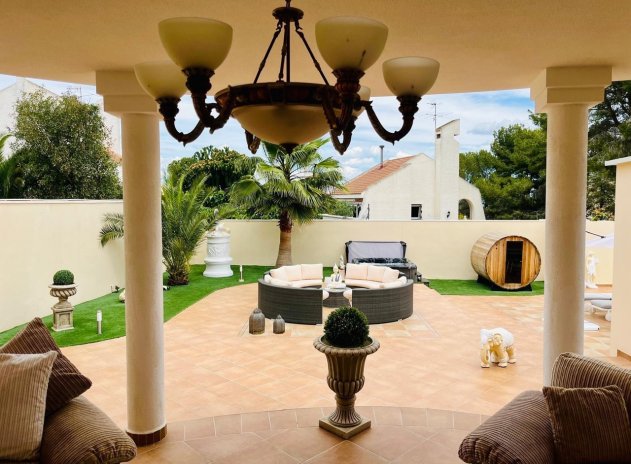 Wiederverkauf - Villa - San Miguel de Salinas