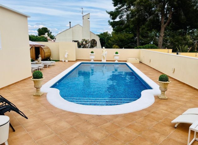 Wiederverkauf - Villa - San Miguel de Salinas