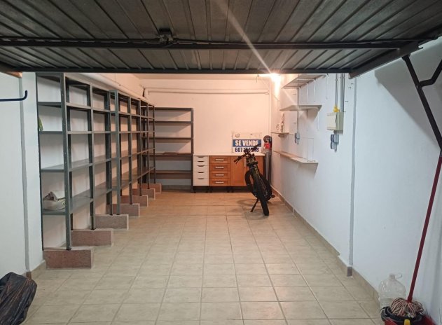 Revente - Parking / Garage - Torrevieja