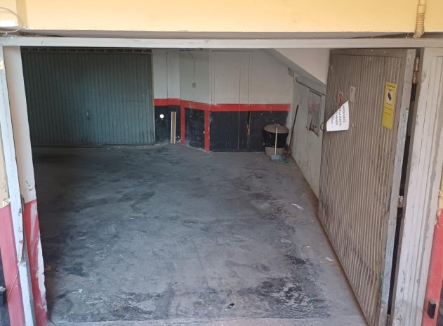 Revente - Parking / Garage - Torrevieja