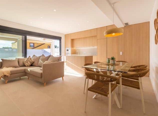 Herverkoop - Rijwoning - Torrevieja - El chaparral