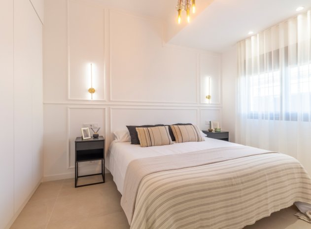 Herverkoop - Rijwoning - Torrevieja - El chaparral