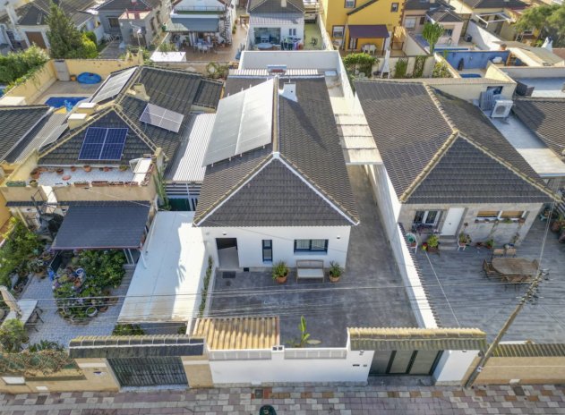 Herverkoop - Rijwoning - Torrevieja - El chaparral