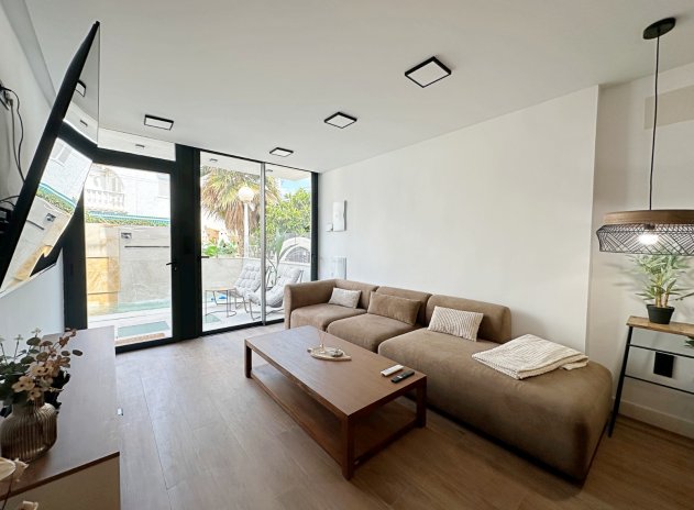 Herverkoop - Rijwoning - Torrevieja - Torrevieja - Aguas Nuevas