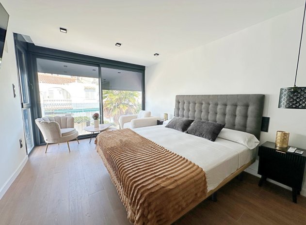 Herverkoop - Rijwoning - Torrevieja - Torrevieja - Aguas Nuevas