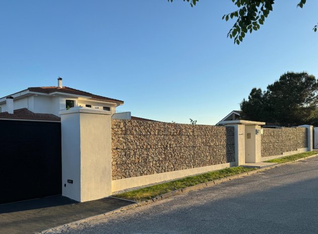 Herverkoop - Villa - Valdemorillo - Mojadillas - Parque de las Infantas - El Paraiso