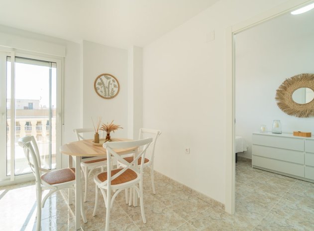 Herverkoop - Appartement - Torrevieja - La Mata