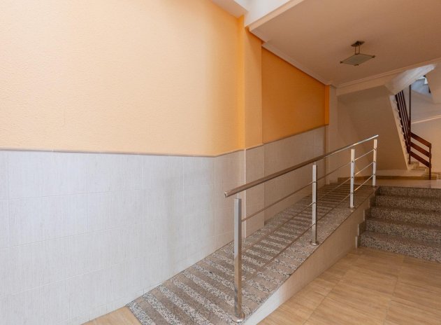 Herverkoop - Appartement - Torrevieja - Acequion