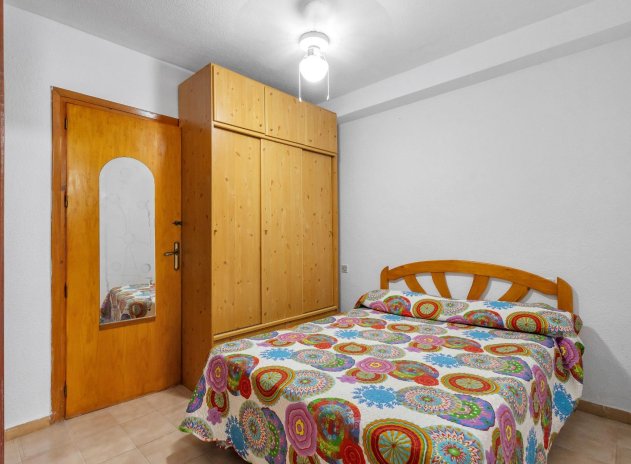 Herverkoop - Appartement - Torrevieja - Playa de los Naufragos