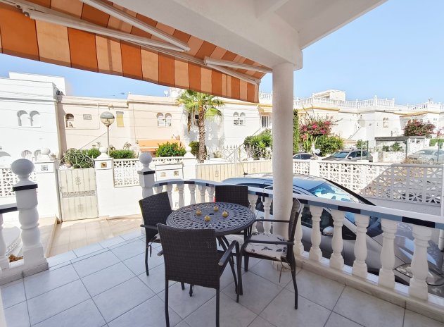Herverkoop - Villa - San Miguel de Salinas - Blue lagoon