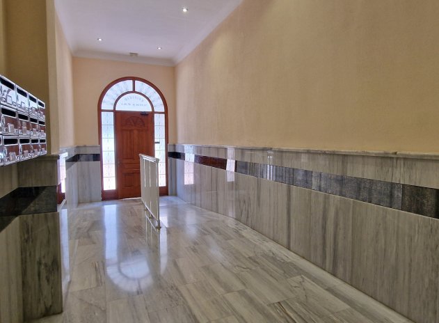 Wiederverkauf - Wohnung - Guardamar del Segura