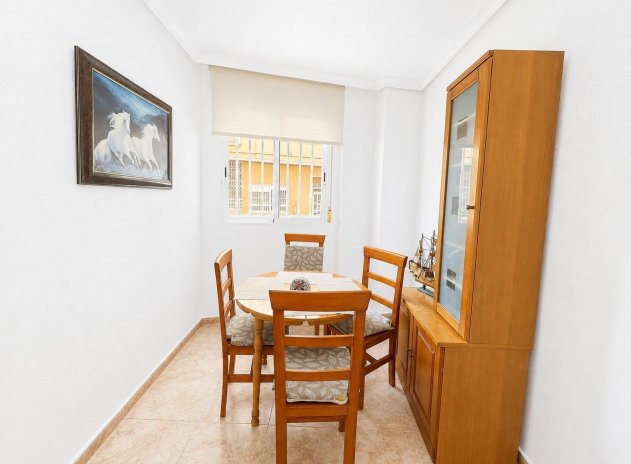 Wiederverkauf - Wohnung - Torrevieja - Habaneras
