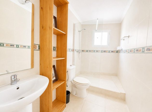 Wiederverkauf - Wohnung - Torrevieja - Habaneras