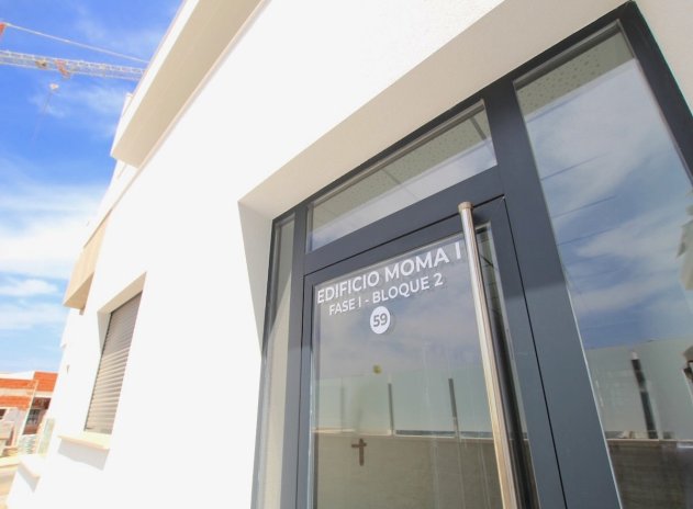 Resale - Apartment / Flat * - Benijofar *