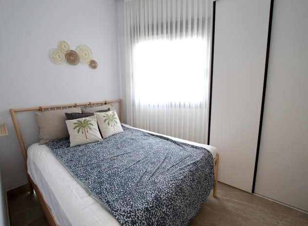 Resale - Apartment / Flat * - Benijofar *