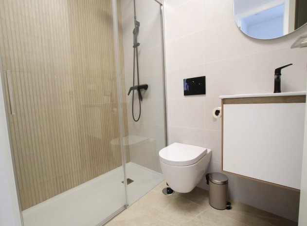 Resale - Apartment / Flat * - Benijofar *