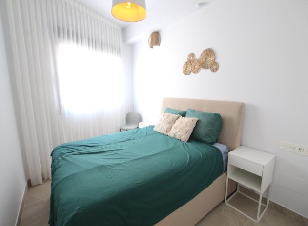 Resale - Apartment / Flat * - Benijofar *