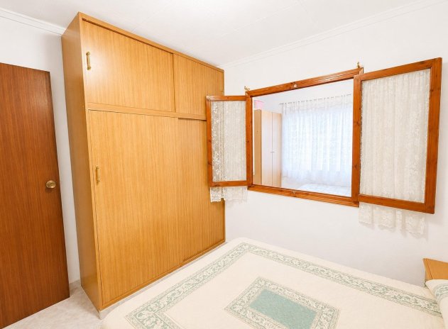 Herverkoop - Appartement - Torrevieja - La Siesta