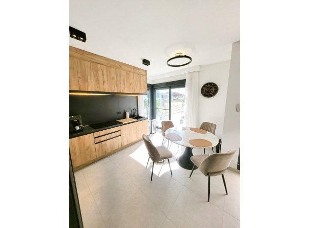 Reventa - Apartamento / Piso - San Miguel de Salinas
