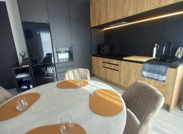 Reventa - Apartamento / Piso - San Miguel de Salinas