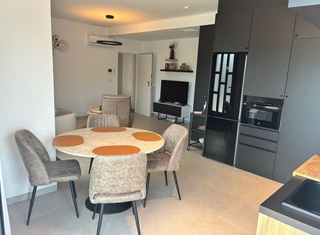 Reventa - Apartamento / Piso - San Miguel de Salinas
