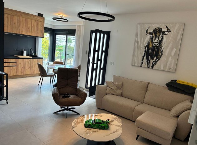 Reventa - Apartamento / Piso - San Miguel de Salinas