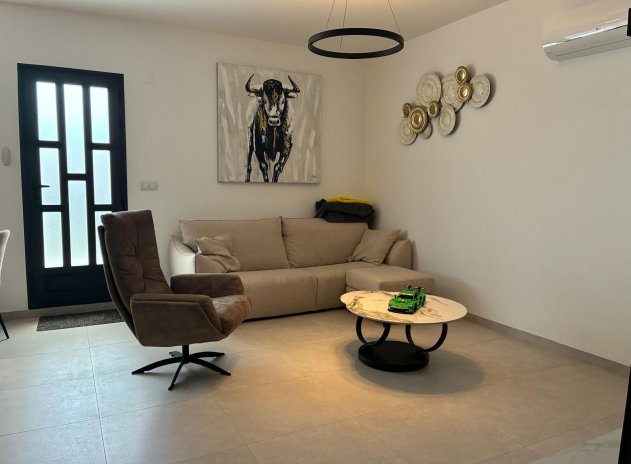Reventa - Apartamento / Piso - San Miguel de Salinas