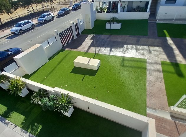 Reventa - Apartamento / Piso - San Miguel de Salinas