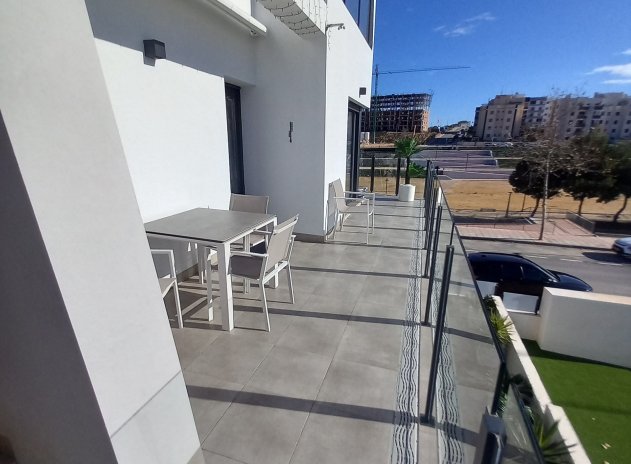 Reventa - Apartamento / Piso - San Miguel de Salinas