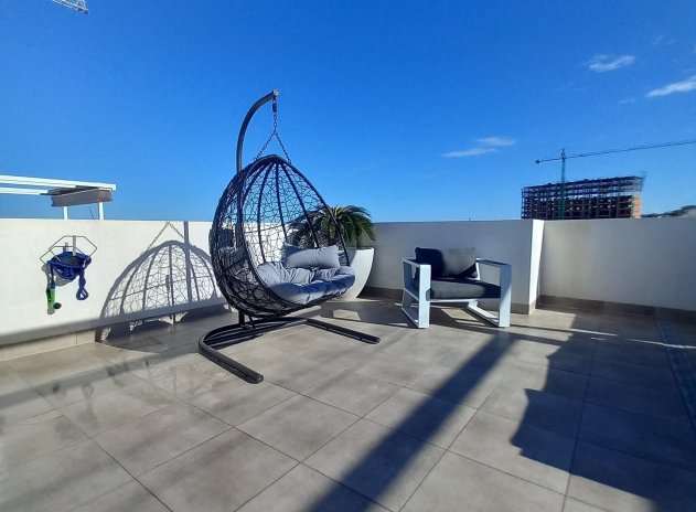 Reventa - Apartamento / Piso - San Miguel de Salinas