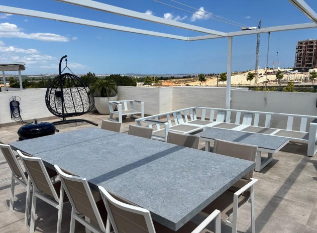 Reventa - Apartamento / Piso - San Miguel de Salinas