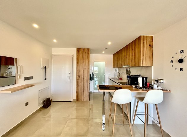 Reventa - Apartamento / Piso - Pilar de La Horadada
