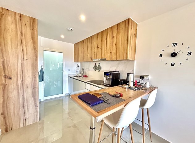 Reventa - Apartamento / Piso - Pilar de La Horadada