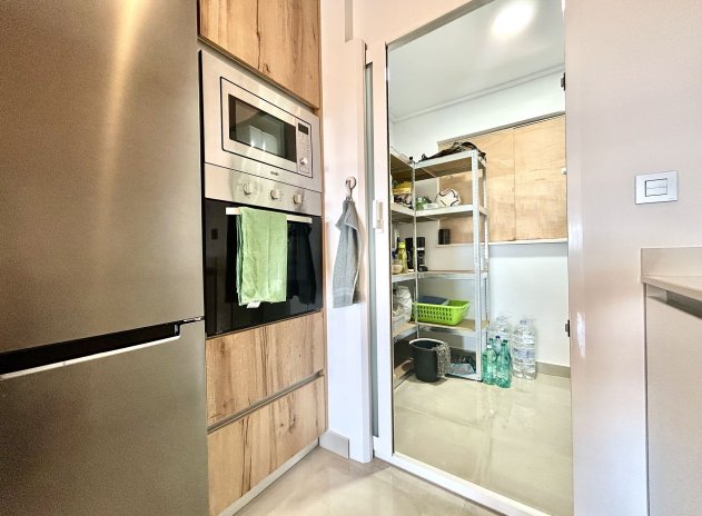 Reventa - Apartamento / Piso - Pilar de La Horadada