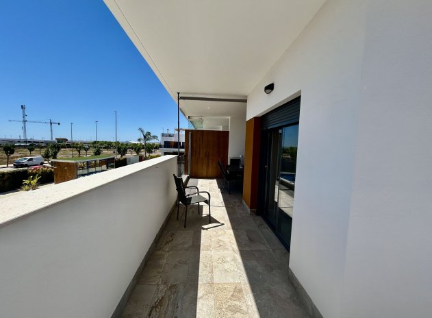 Reventa - Apartamento / Piso - Pilar de La Horadada