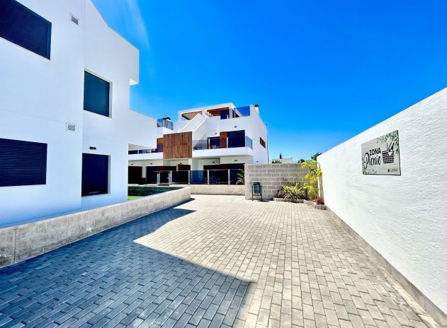 Reventa - Apartamento / Piso - Pilar de La Horadada