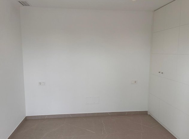 Resale - Villa * - Santa Rosalia *
