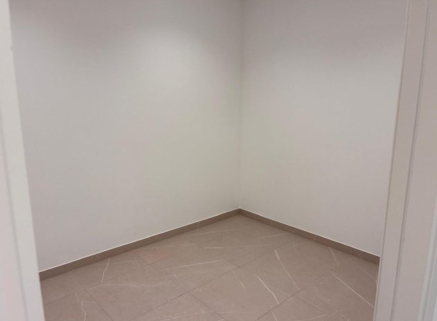 Resale - Villa * - Santa Rosalia *