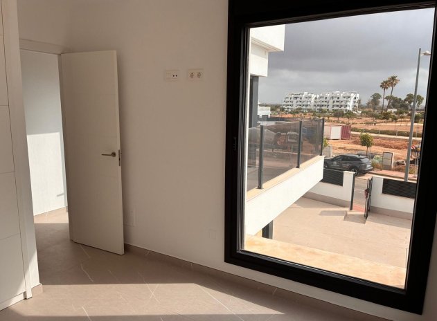 Resale - Villa * - Santa Rosalia *